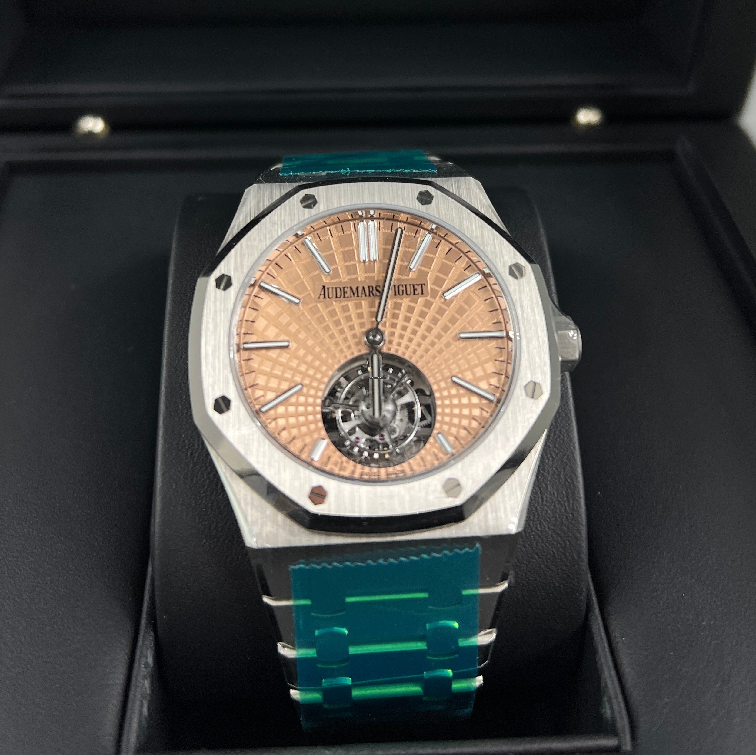 Audemars Piguet Royal Oak Selfwinding Flying Tourbillon 26531TI
