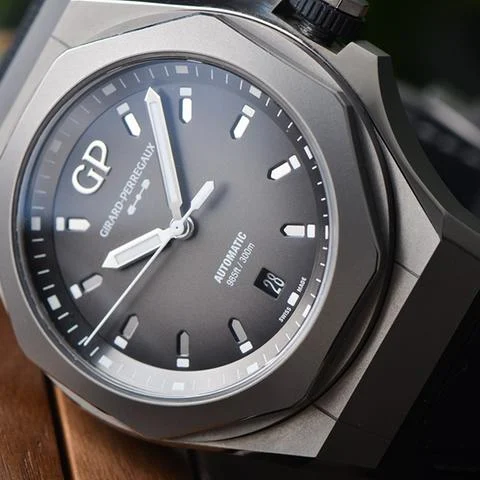 Girard-Perregaux 81070-21-001-FB6A