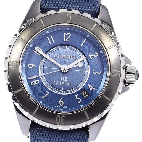Chanel H4338