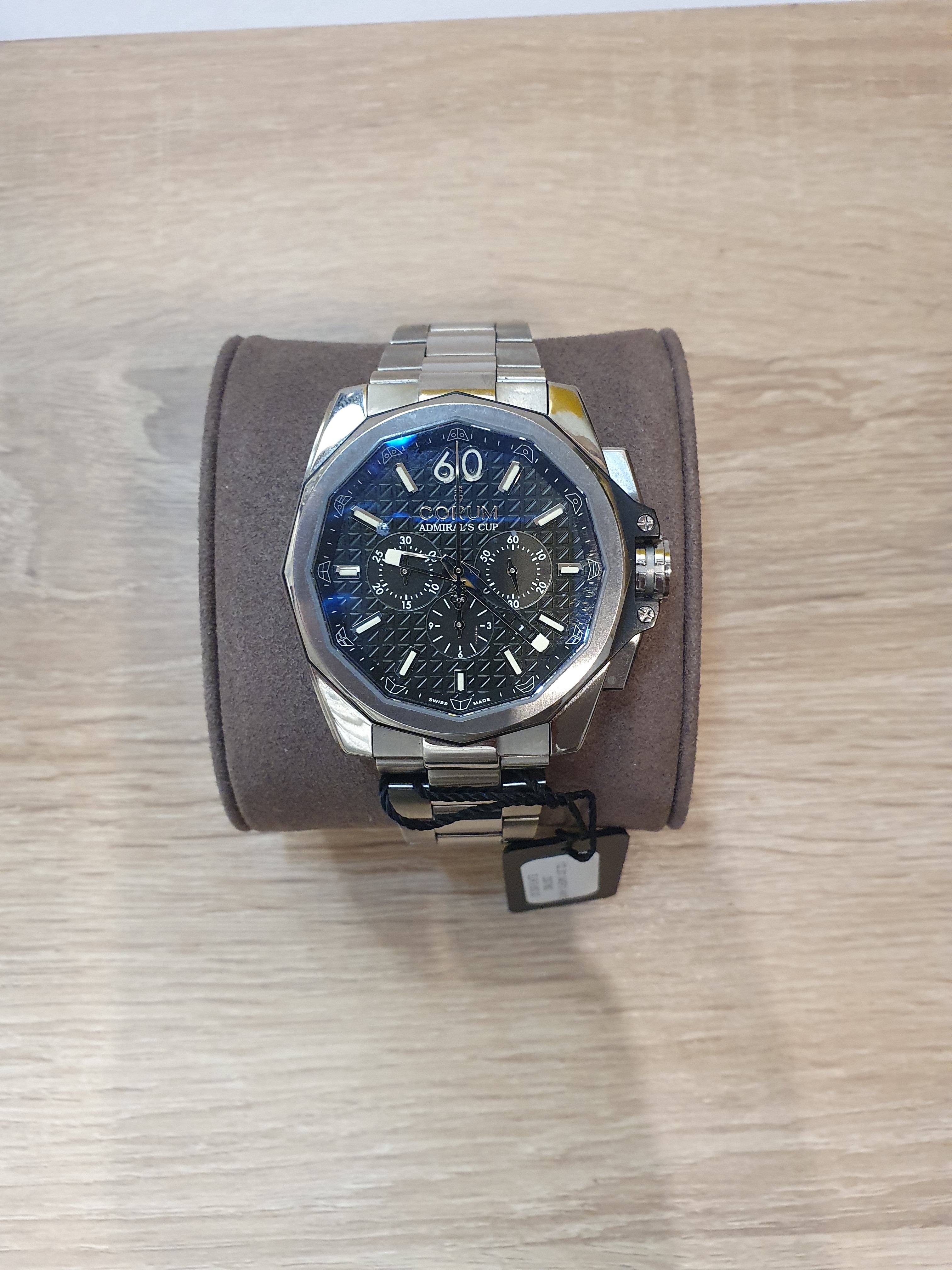 Corum Admirals Cup AC-One - Titanium - Horoview