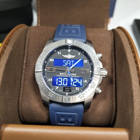 Breitling VB5510H11B1W1