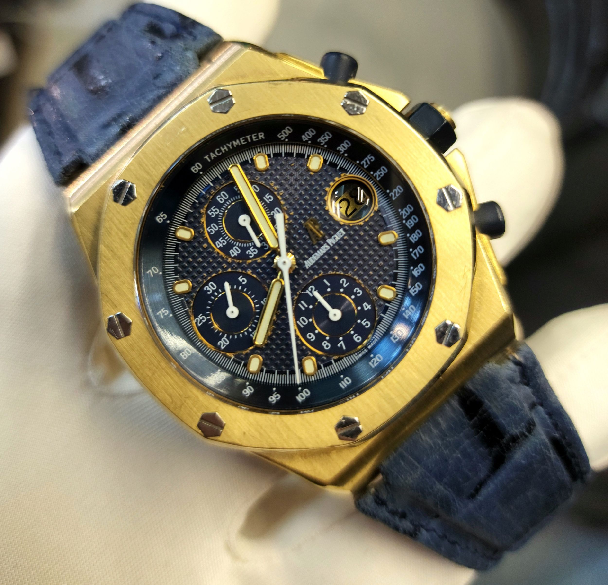 【激レア】beats Executive AUDEMARS PIGUET audemars-piguet-royal-oak-