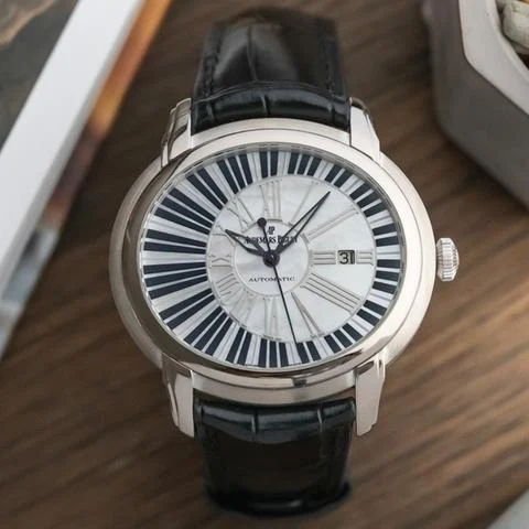 Audemars Piguet 15325BC.OO.D102CR.01