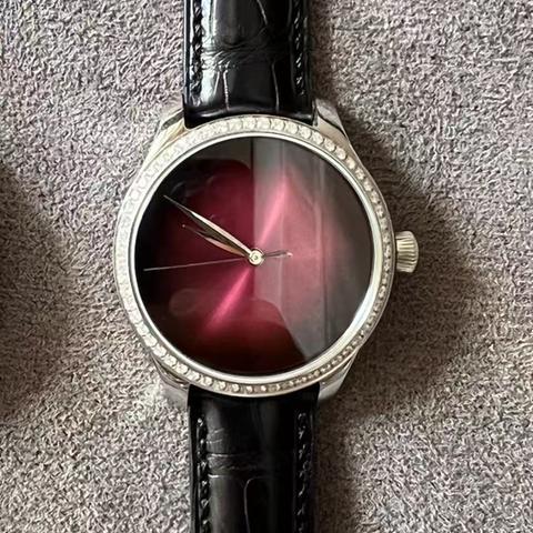 H. Moser & Cie 1200-1208