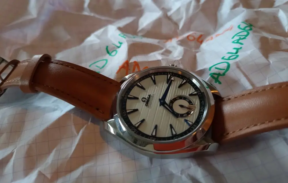 Omega 220.10.41.21.02.004