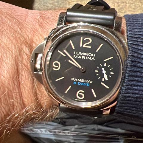 Panerai Luminor Luminor Marina 44 Left-Handed 8 Days Power Reserve