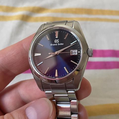Grand Seiko Quartz Titanium SBGV229 - Horoview